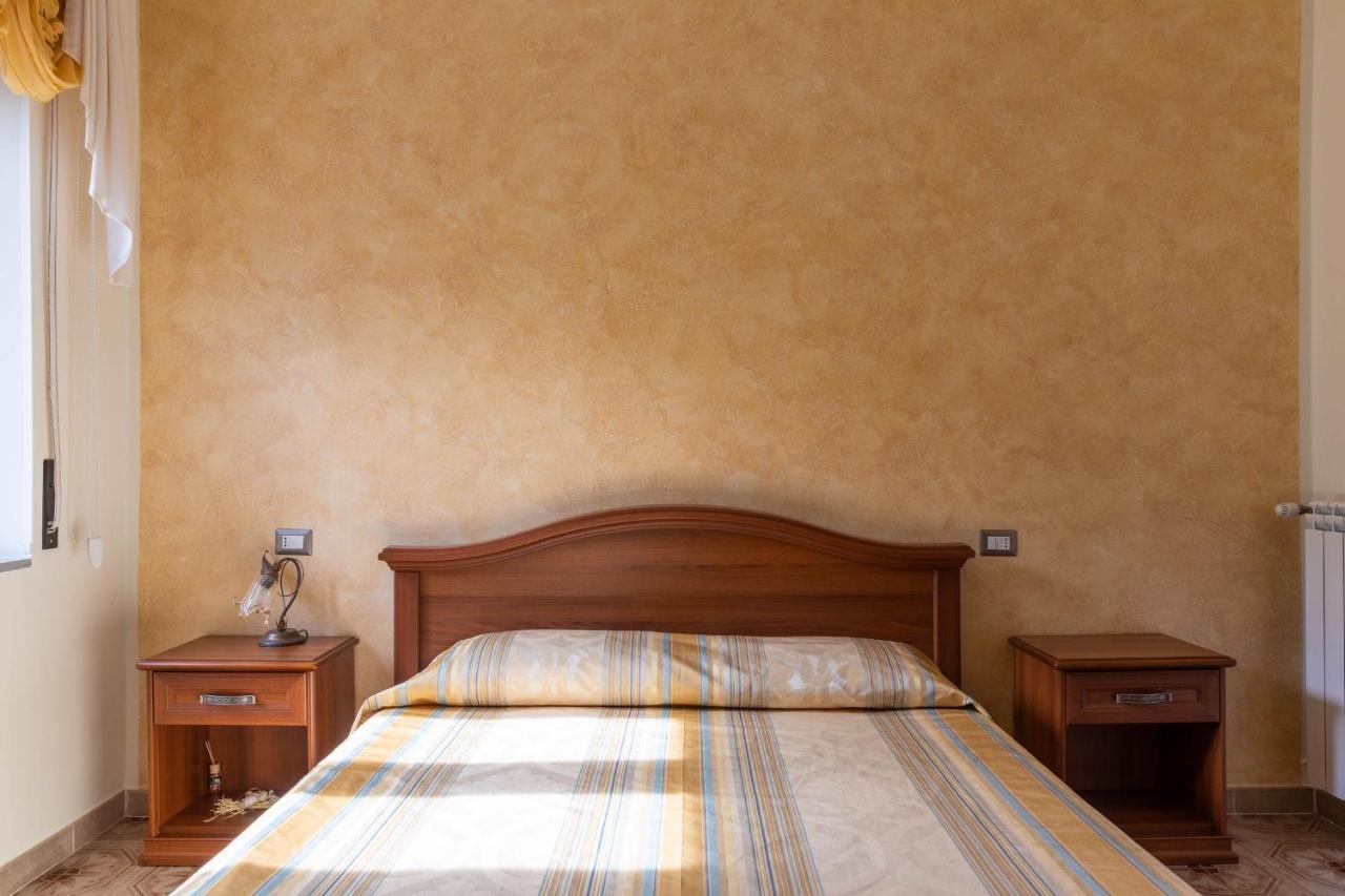 B&B La Mortella Albanella Екстер'єр фото