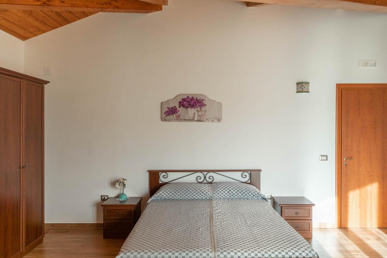 B&B La Mortella Albanella Екстер'єр фото