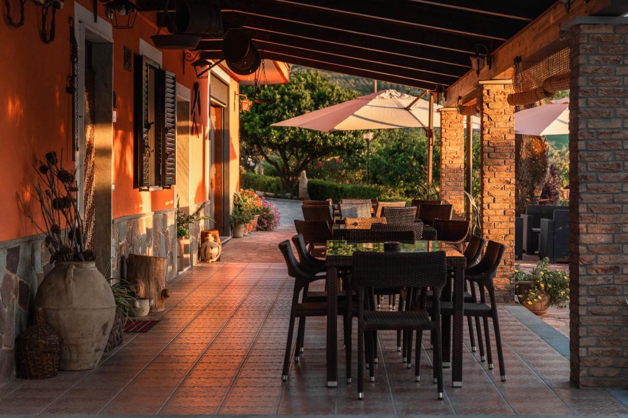 B&B La Mortella Albanella Екстер'єр фото
