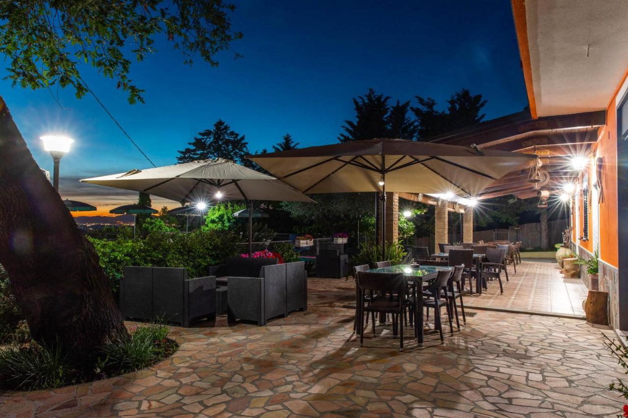 B&B La Mortella Albanella Екстер'єр фото
