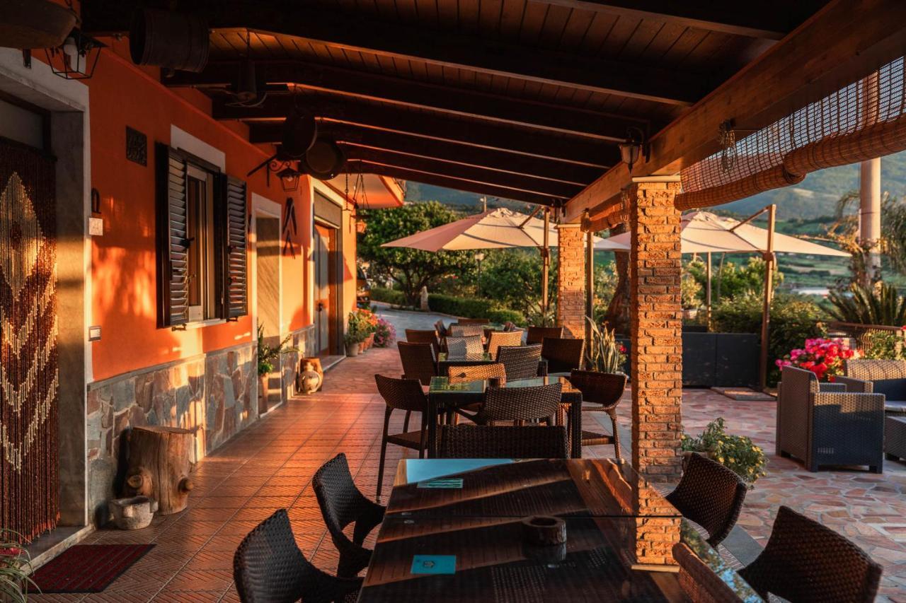 B&B La Mortella Albanella Екстер'єр фото